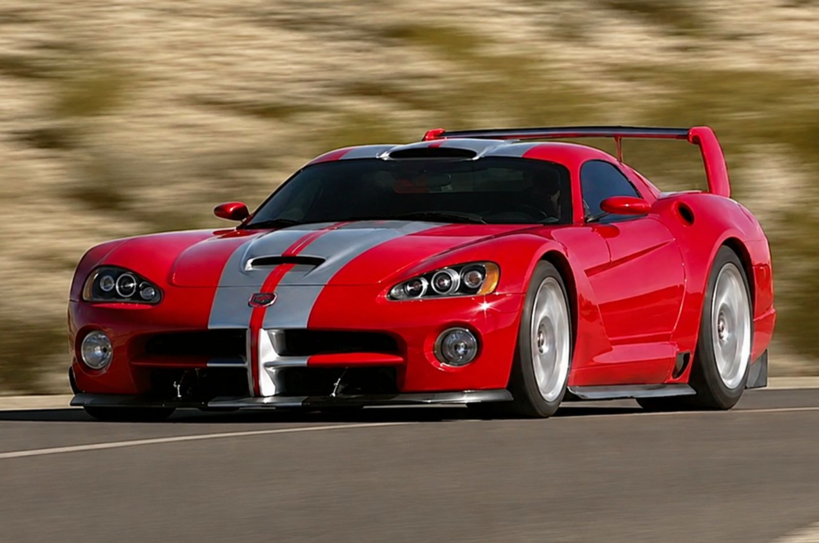 Dodge Viper GTS-R Concept: here’s how this sleek exotic influenced its future kin