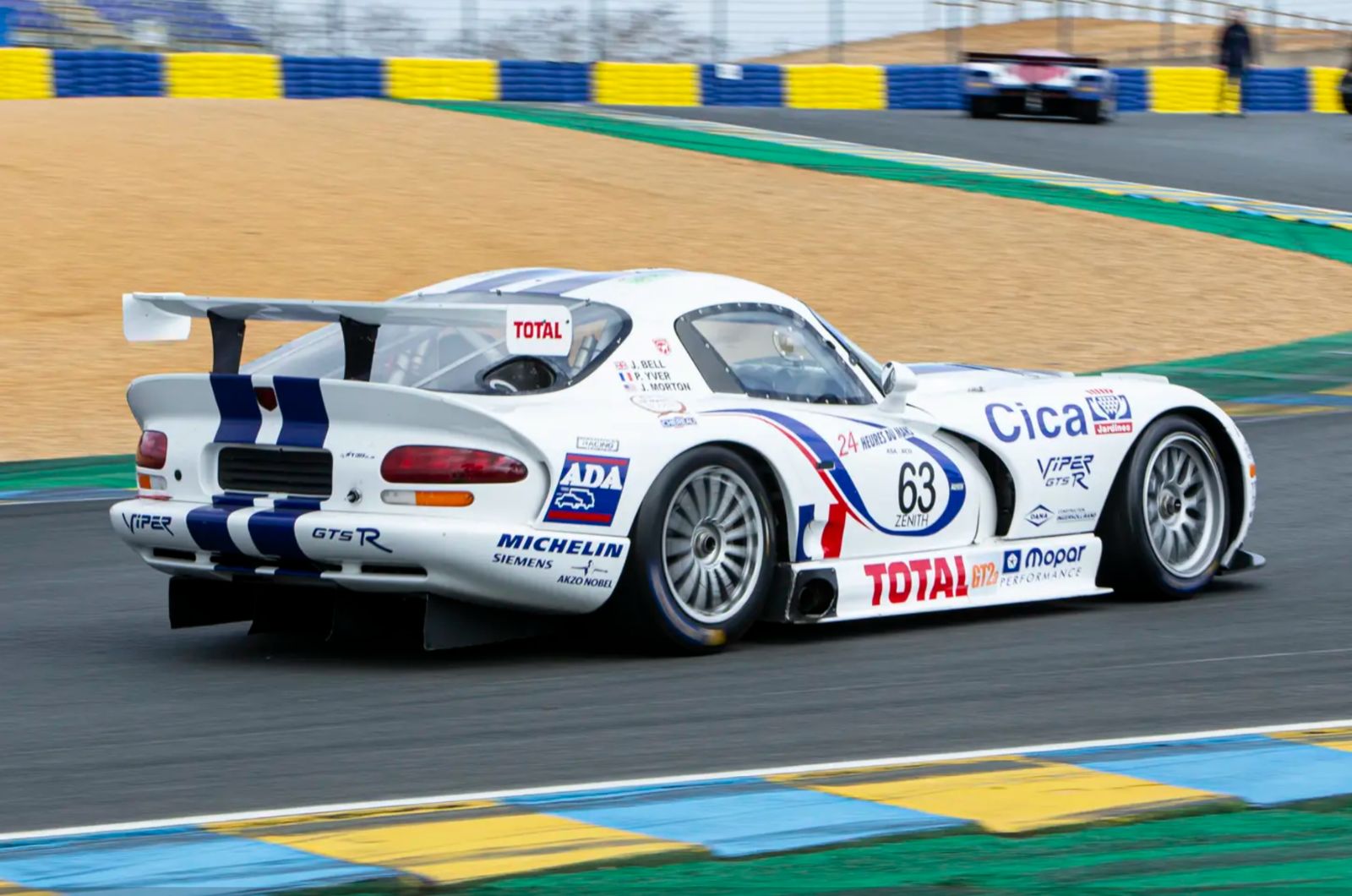 Dodge Viper GTS-R race car
