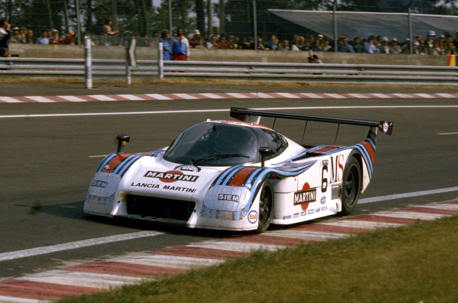 Lancia LC2 front left dynamic 1984