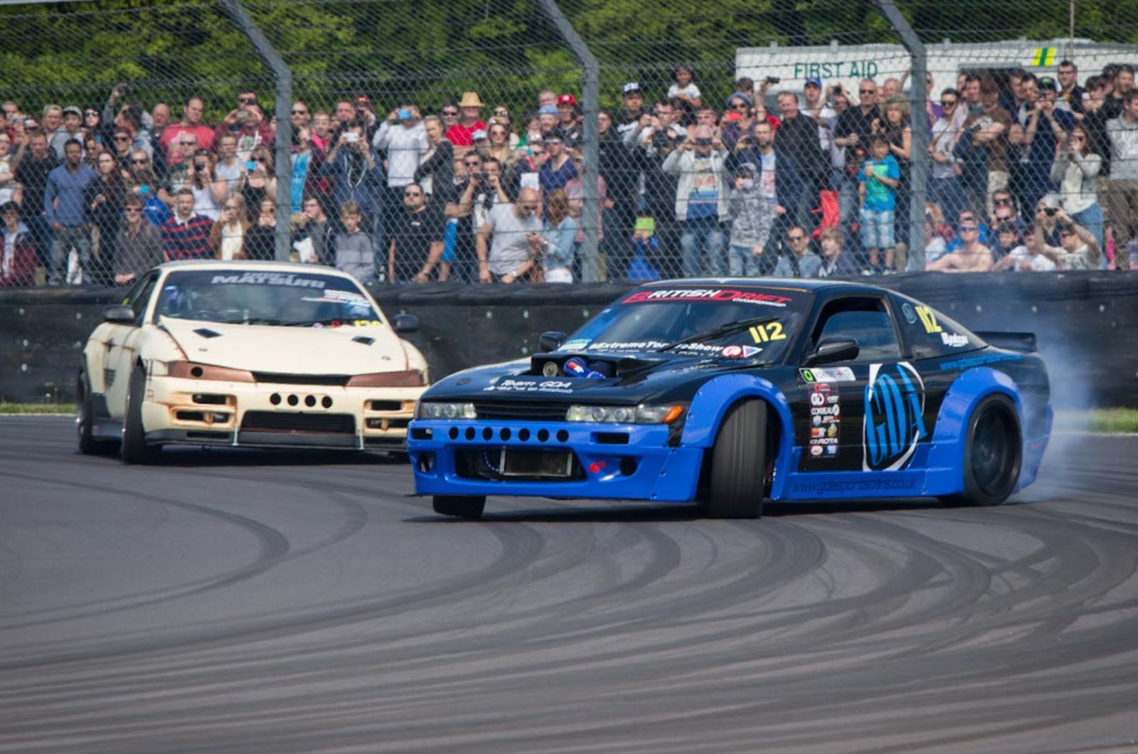 Nissan Silvia S13 drifting (Credit: Newspress)